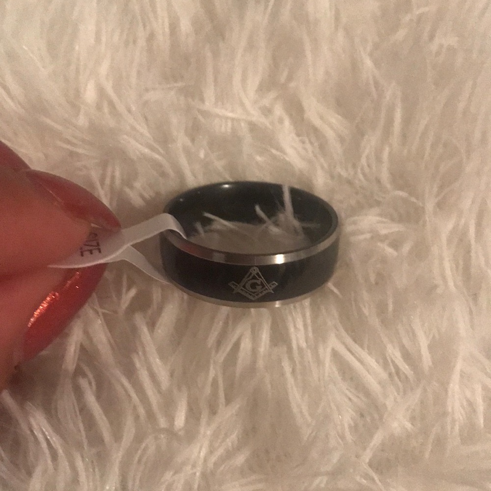 Final Drop- Men’s Masonic Ring